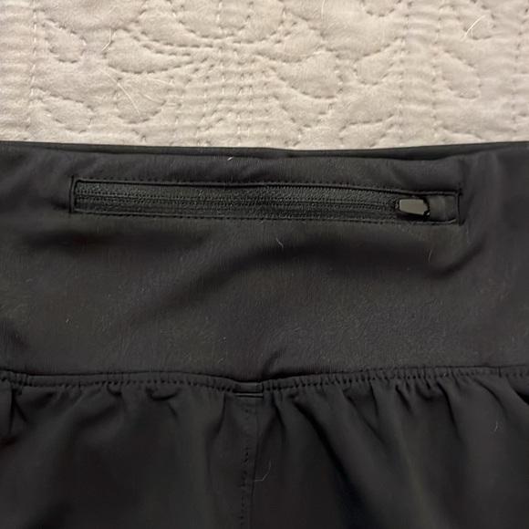 Women’s Black Under Armour Stamina Running Shorts - Picture 7 of 7